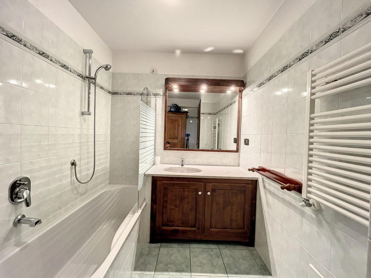 Апартаменти T2 Centre Chamonix Avec Parking Prive Et Wifi - Fr-1-507-42 Екстер'єр фото